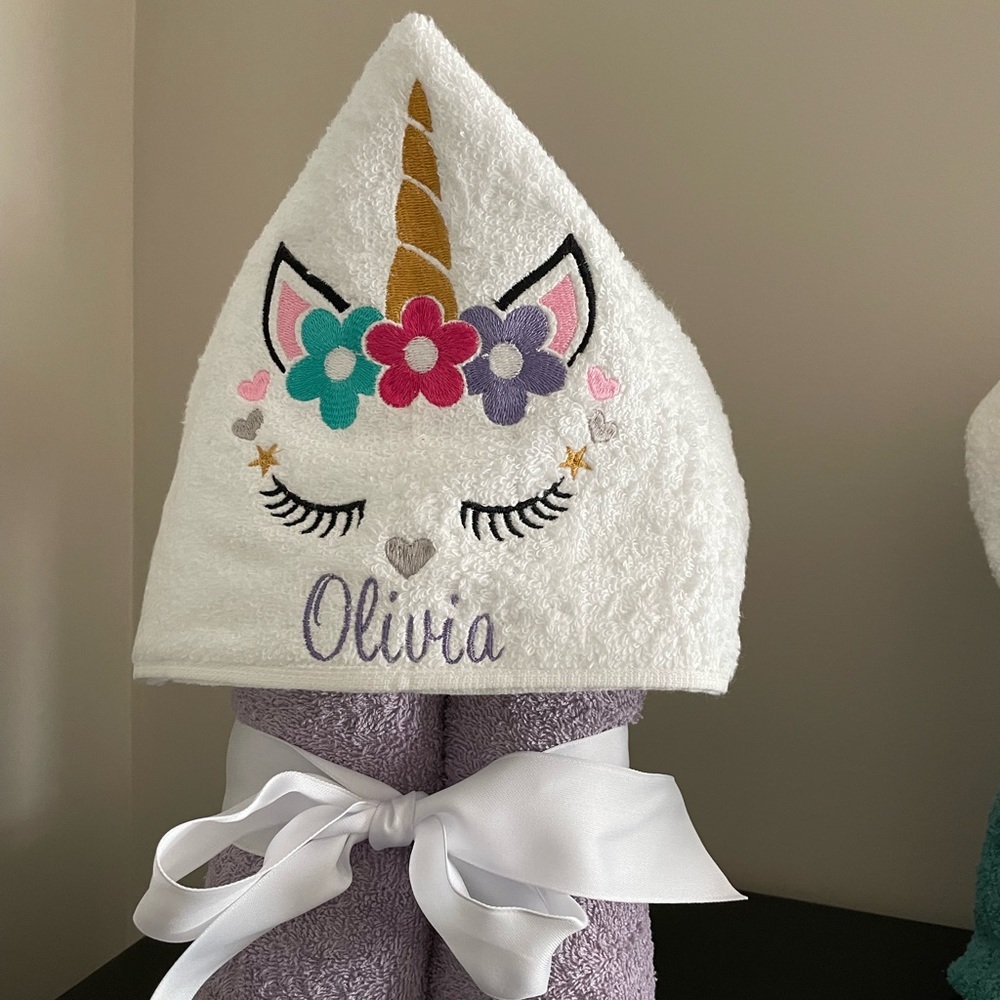 Girls hood bath towel